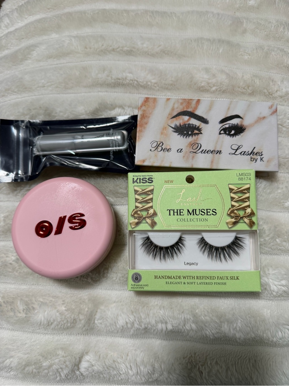 ONE/SIZE powder and lashes